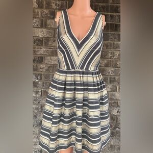 J.Crew Gold Navy Striped Fit and Flare Dress Sleeveless V Neck Size 8